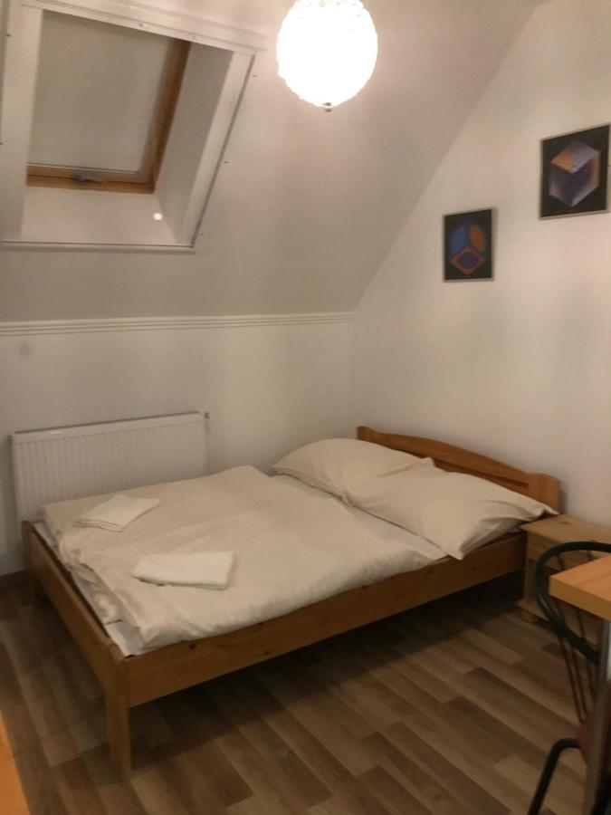 Platanus Vendeghaz Zamardi Bed & Breakfast Екстериор снимка