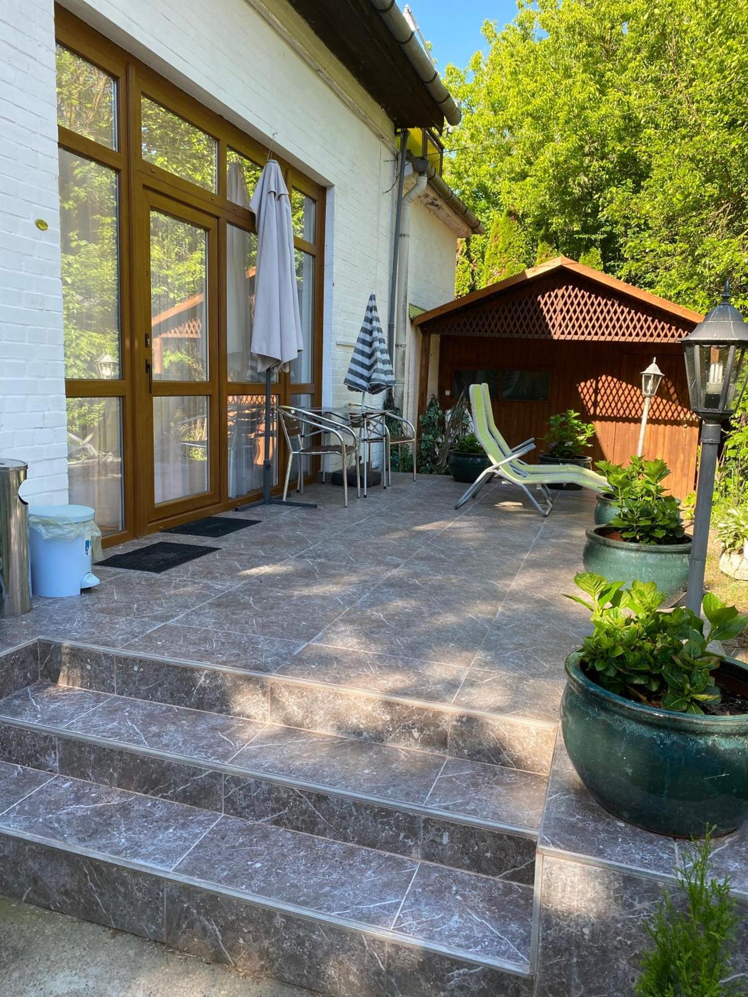Platanus Vendeghaz Zamardi Bed & Breakfast Екстериор снимка